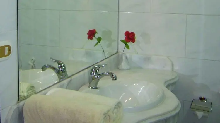Alexandria Mediterranean Suites - Banyo Özellikleri