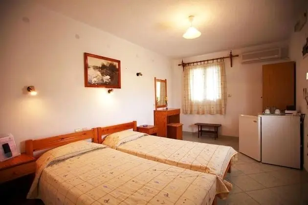 Alexandros Rooms & Studios - Oda