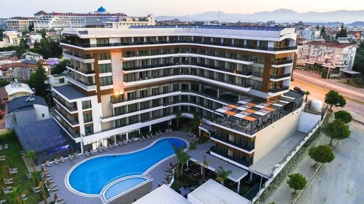 Alexia Resort - Spa Hotel