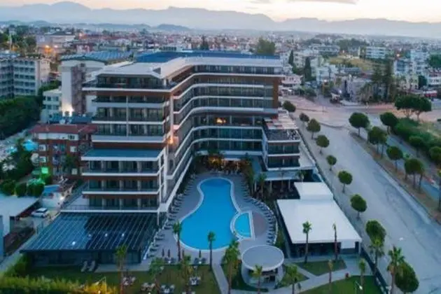 Alexia Resort - Spa Hotel