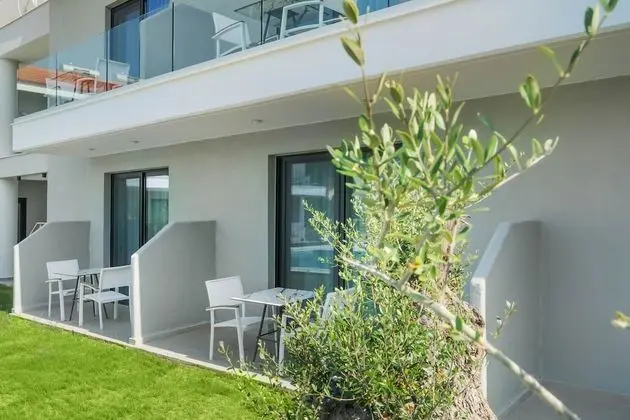 AlexMare Hotel Fourka - Dış Mekan