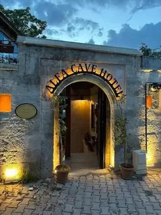 Alfa Cave