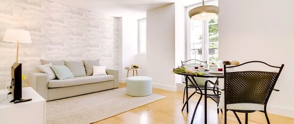 Alfama by Lisbon Inside Out