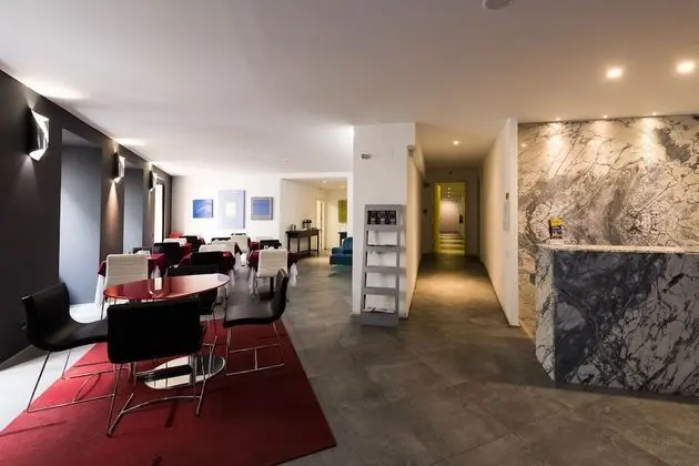 Alfama - Lisbon Lounge Suites - Lobi
