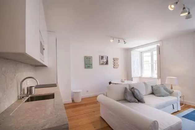 Alfama Premium by Homing - Öne Çıkan Resim