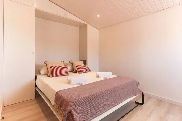 Alfama Suite by Homing