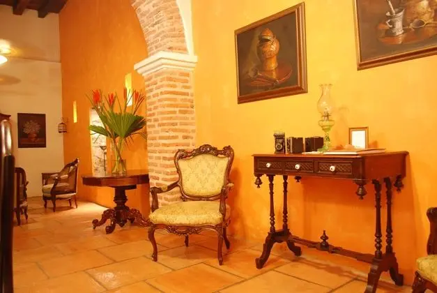 Alfiz Hotel Boutique - Lobi