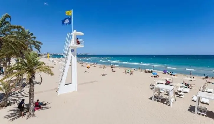 Alicante Aparthotel Evolution - Plaj