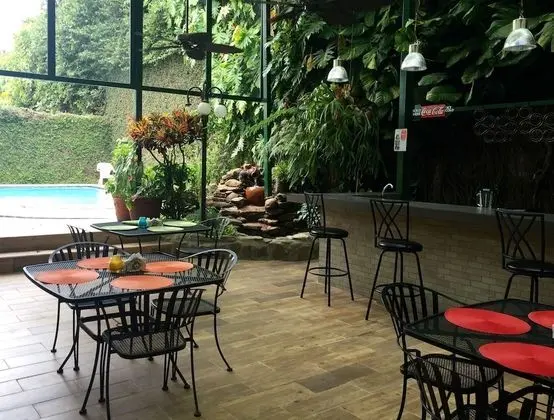 Hotel Alicante San Salvador - Yerinde Yemek