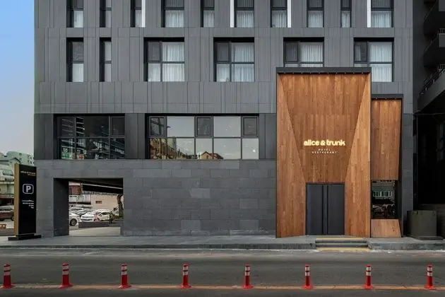 Hotel Alice and Trunk - Dış Mekan