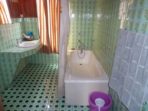 Alif Laila Group of Houseboats - Banyo Tipleri