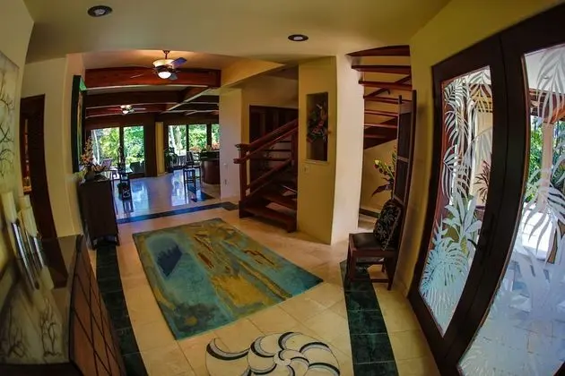 Alii Point #15 - Almost Oceanfront 3 Bedroom Home by RedAwning - Lobi