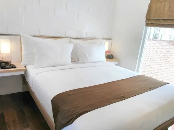 Alimar Hotel