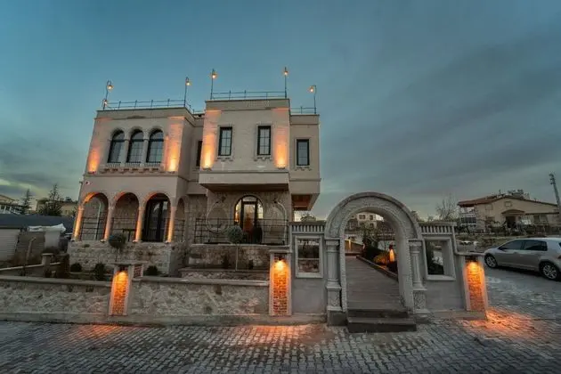 Alin Stone House