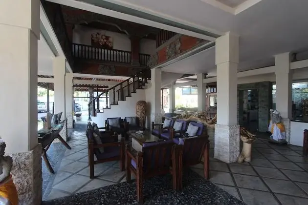 Alit Beach Resort and Villas - Lobi