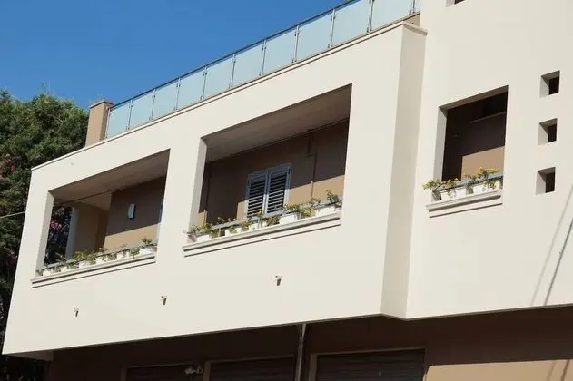 Alixia's Suites - Dış Mekan