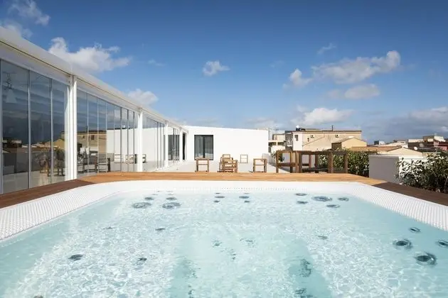 Alkamuri Posh Hotel & Spa - Havuz