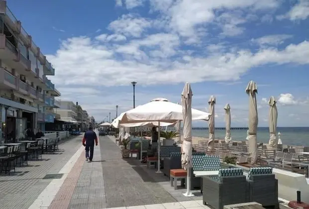 Alkyon Perea Apartments - Plaj