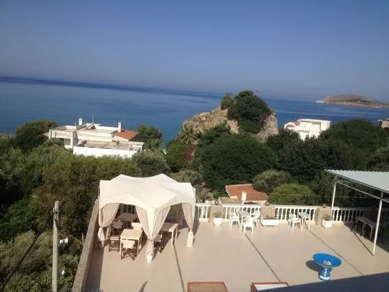 Alkyonis Apartments