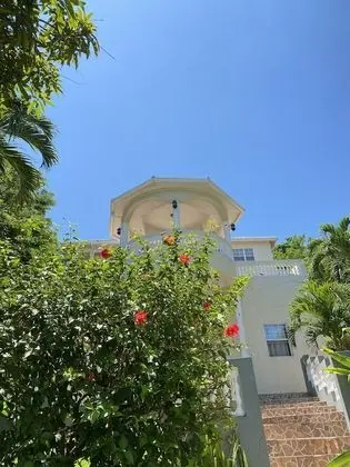 All Nations Guesthouse - Dış Mekan