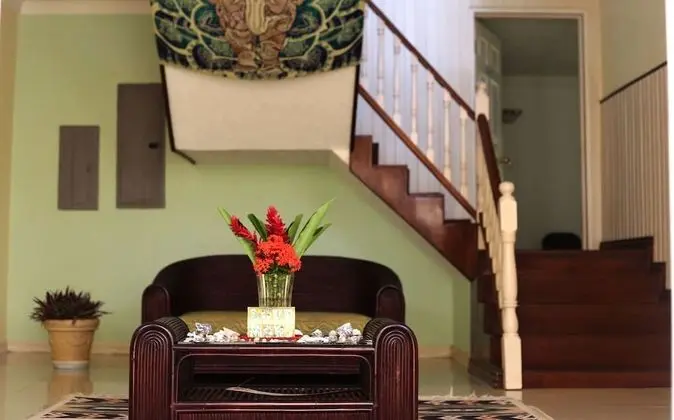 All Nations Guesthouse - Lobi