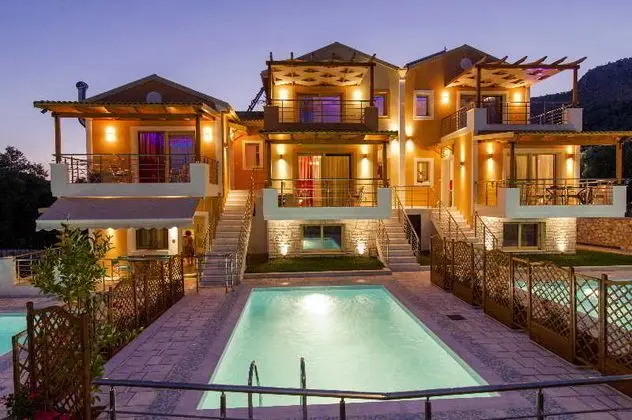 All Saints Villas -Residences