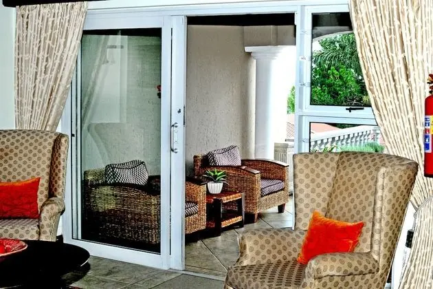 All Seasons Boutique Hotel - Lobi