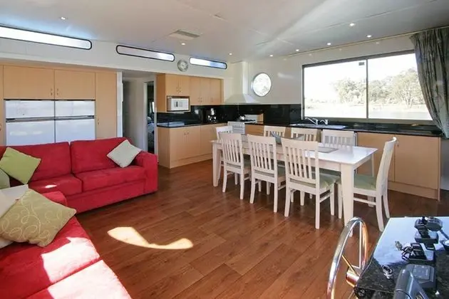 All Seasons Houseboats - Mutfak