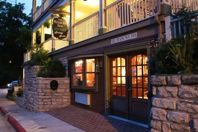 All Seasons Inn - Lobi