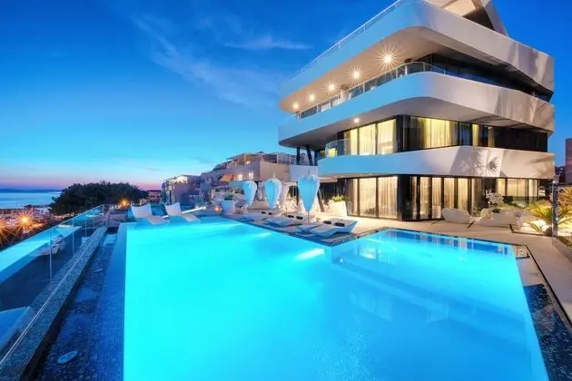 All suites hotel Posh