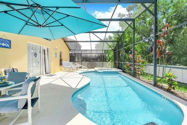Allamanda Holiday Home 4 Bedroom - Havuz