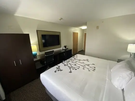 Alliance Inn & Suites