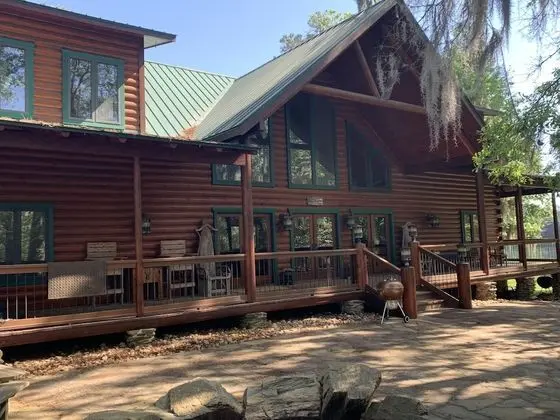 Alligator Alley Six Bedroom House