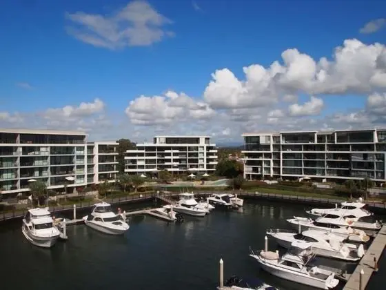 Allisee Apartments - 1