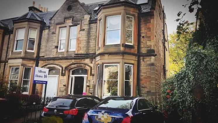 Allison House 16 Guesthouse