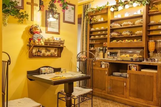 Alloggio dei Vassalli, In the Heart of the Historic Center - Yerinde Yemek