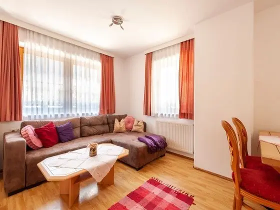 Alluring Apartment in Mayrhofen near Forest - Öne Çıkan Resim
