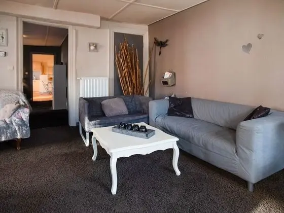 Alluring Apartment in Spa With Balcony - Oda Düzeni