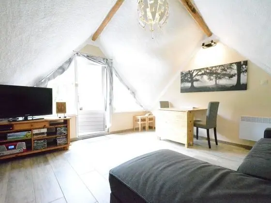 Alluring Chalet in Gesves With Roof Terrace, Garden, BBQ - Yerinde Yemek