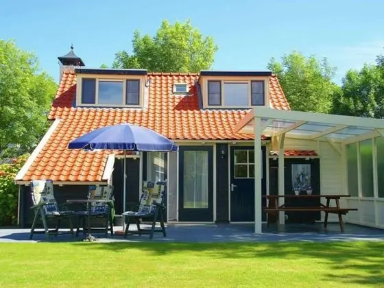 Alluring Holiday Home in Burgh Haamstede With Terrace