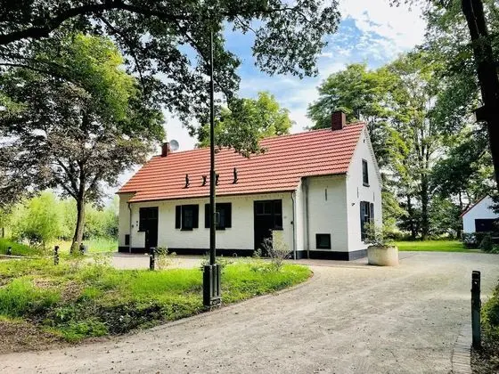 Alluring Holiday Home in Erp near Forest
