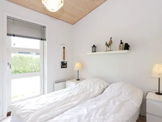 Alluring Holiday Home in Hals With Swimming Pool - İç Mekan