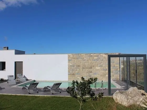 Alluring Villa in Salir de Matos near Coast - Havuz