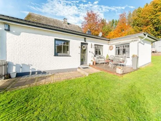 Alluting Cottage in Bullingen With Fenced Garden - Öne Çıkan Resim