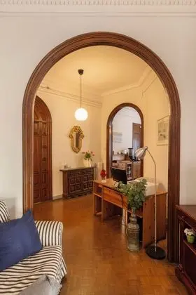 Ally's Guest House Barcelona B&B - Lobi