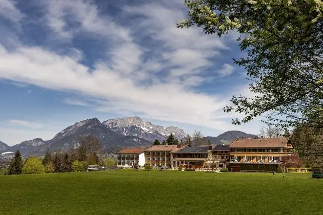 Alm- & Wellnesshotel Alpenhof - Dış Mekan