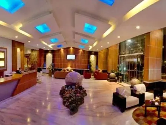 Almakan Hotel 105 - Lobi