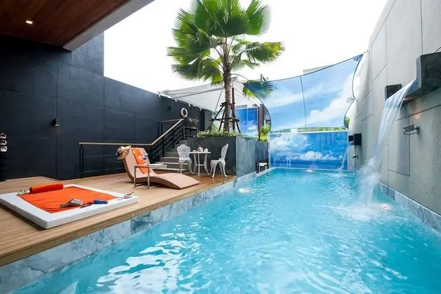 Almali Luxury Residence - Havuz