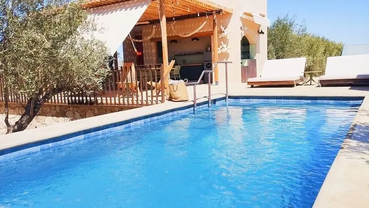 Almaliebre Viñedos del Valle