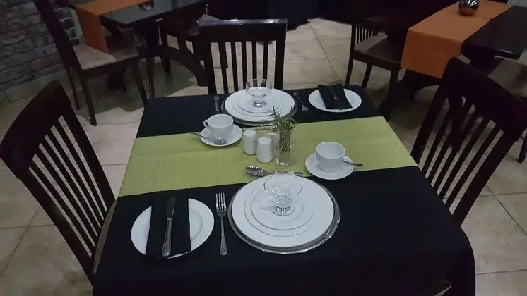 Almar Exclusive Game Ranch - Yerinde Yemek